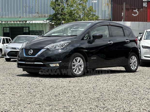 Nissan Note 1.2 Hybrid 2018 Black