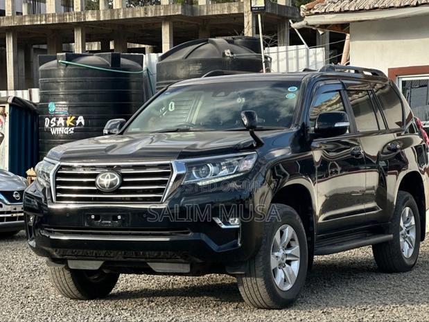 Toyota Land Cruiser Prado 2019 Black