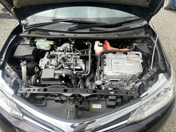 Toyota Corolla Fielder 1.5 Hybrid FWD 2018 Purple