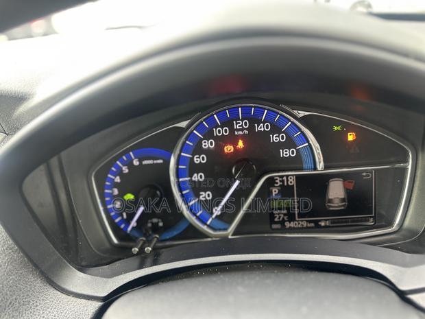 Toyota Corolla Fielder 1.5 Hybrid FWD 2018 Black