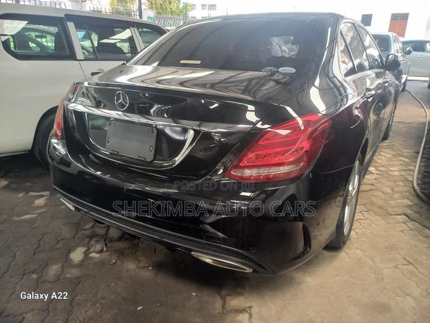 Mercedes-Benz C200 2018 Black