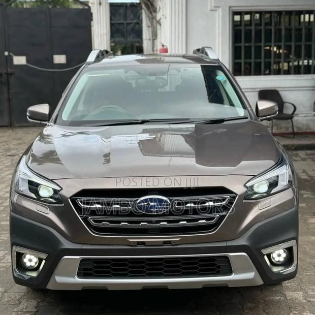 Subaru Outback Premium 2022 Brown