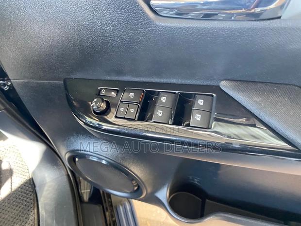 Toyota Hilux 2019 Black