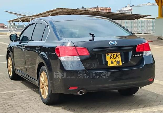 Subaru Legacy 2011 Black