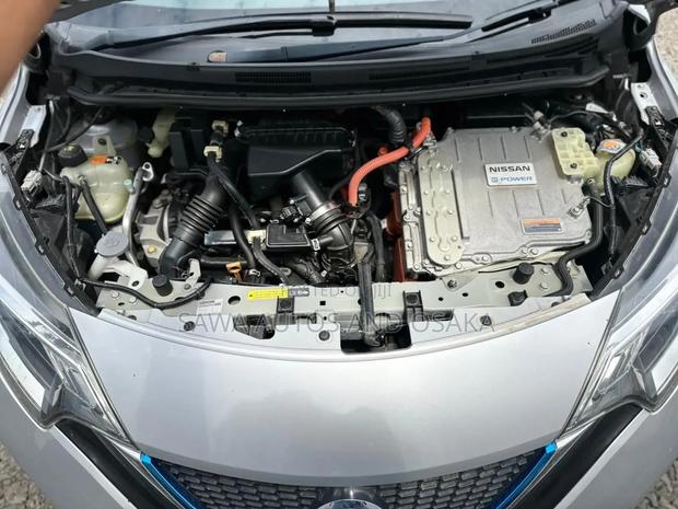 Nissan Note 2019 Silver