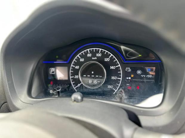 Nissan Note 2019 Silver