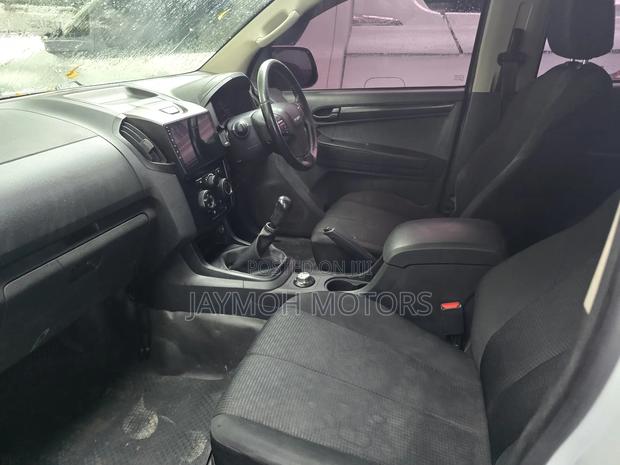 Isuzu D-MAX 2020 Black