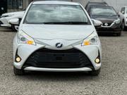 Toyota Vitz 2019 White for sale