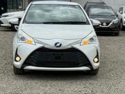 Toyota Vitz 2019 White for sale