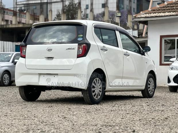 Daihatsu Mira 2019 White