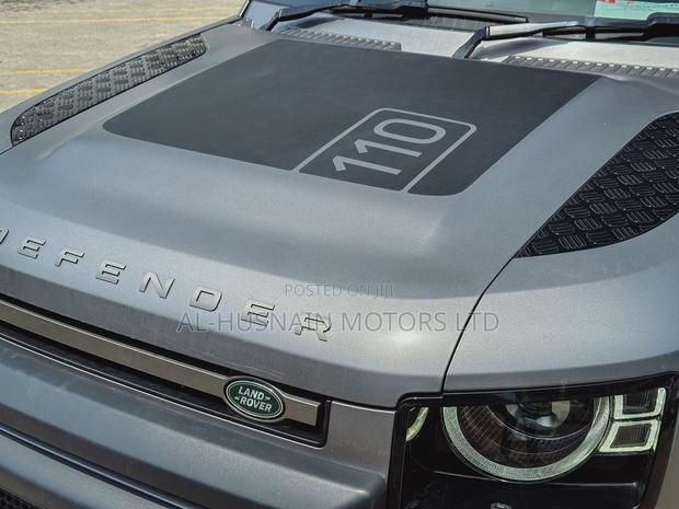 Land Rover Defender 2022 Gray