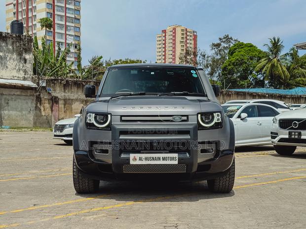 Land Rover Defender 2022 Gray