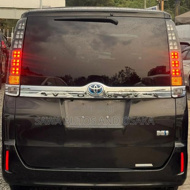 Toyota Voxy 2019 Black