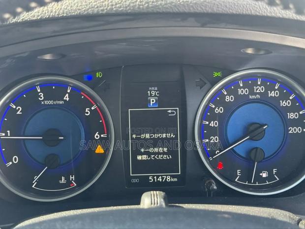 Toyota Hilux 2019 Blue
