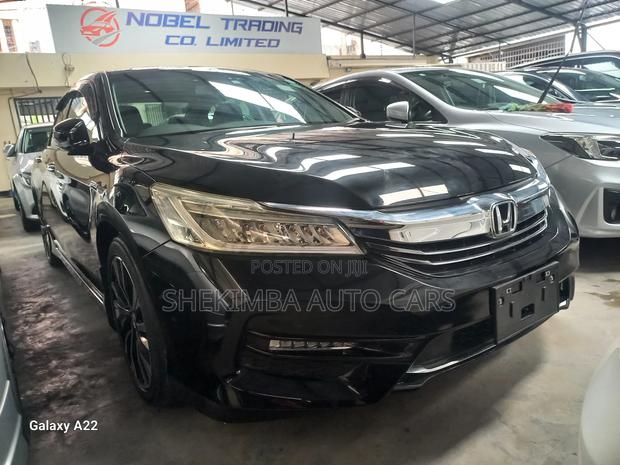 Honda Accord Hybrid 2019 Black