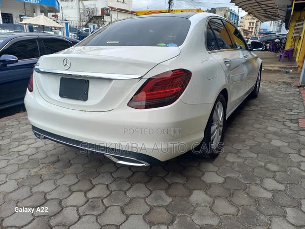 Mercedes-Benz C200 2019 White