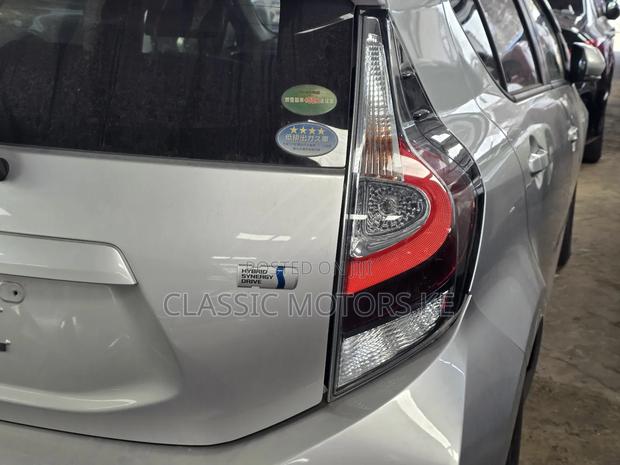 Toyota Aqua 2019 Silver
