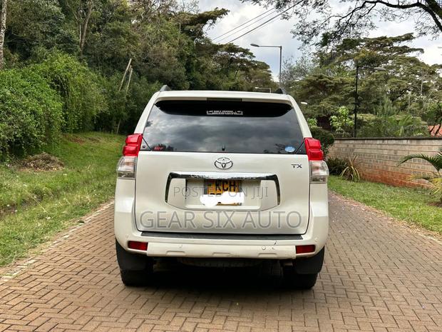 Toyota Land Cruiser Prado 2.7 i 2012 White