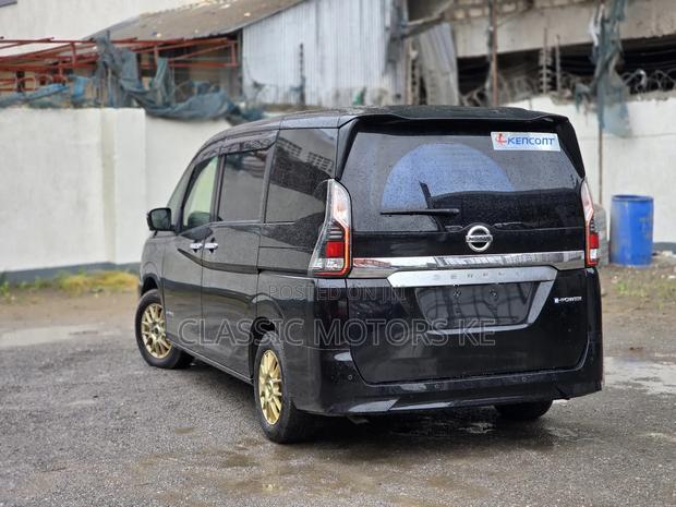 Nissan Serena 2019 Black