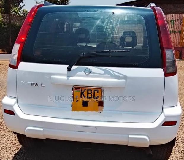 Nissan X-Trail 2003 White