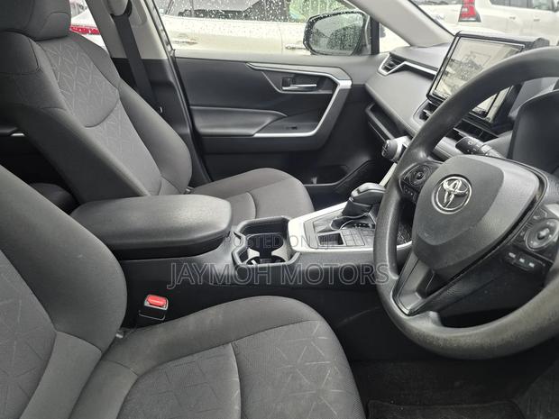 Toyota RAV4 2021 Black