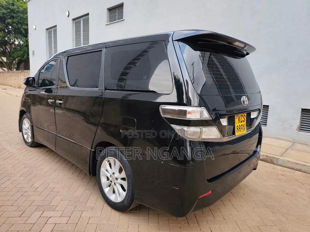 Toyota Vellfire 2012 Black
