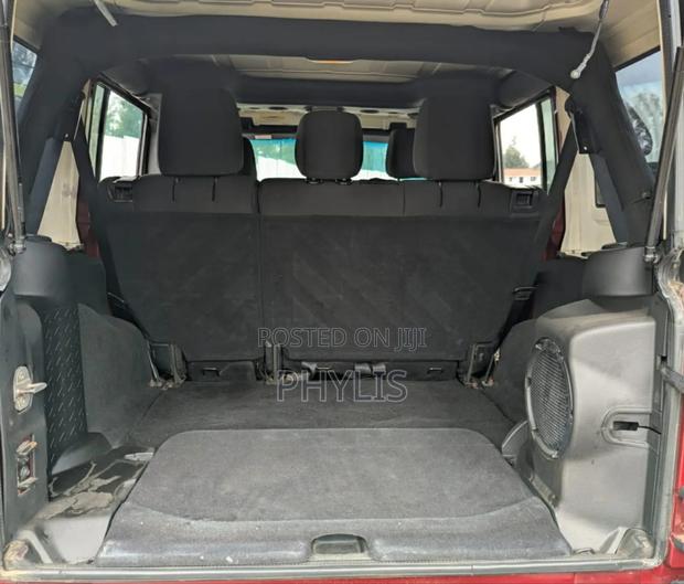 Jeep Wrangler Sahara 2013 Red