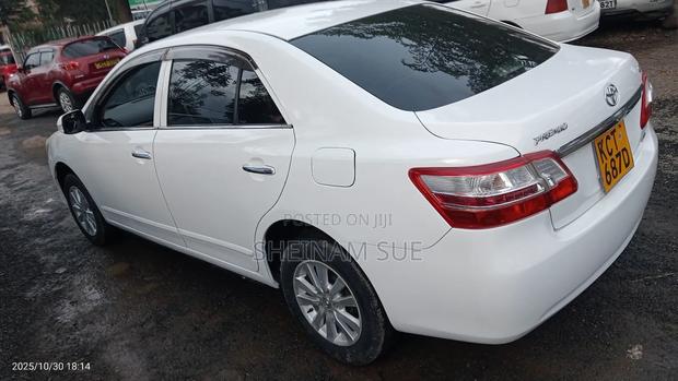 Toyota Premio 2011 White