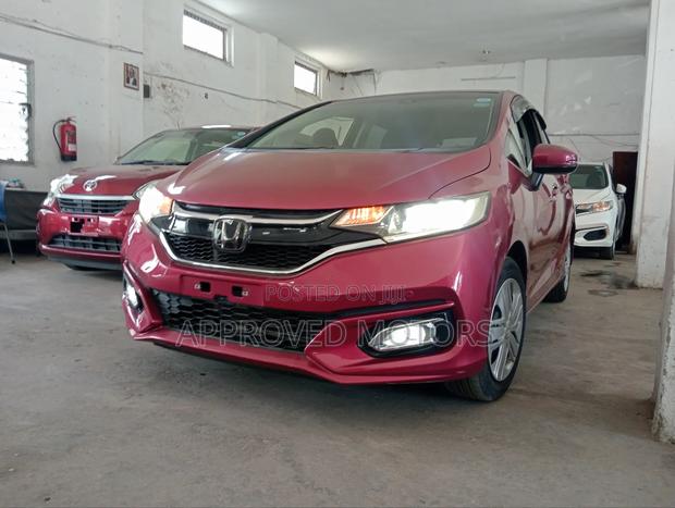 Honda Fit 2018 Maroon