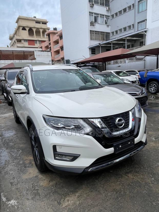 Nissan X-Trail 2018 White