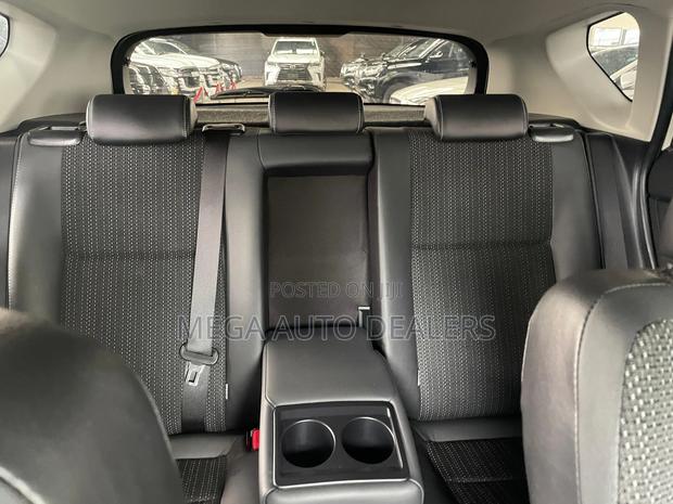 Toyota Auris 2018 White