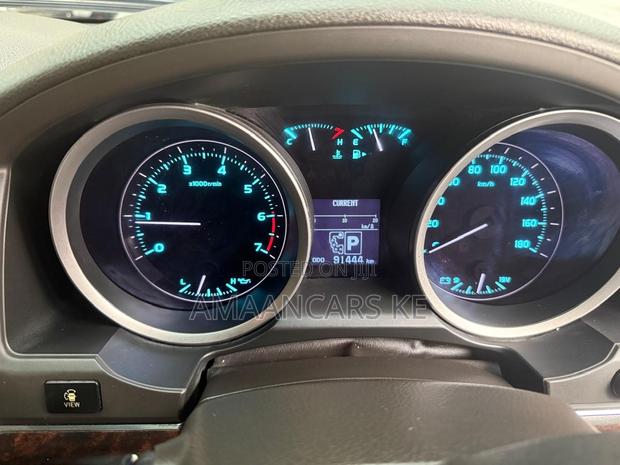 Toyota Land Cruiser 4.6 V8 AX G Selection 2009 White