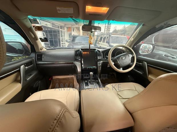 Toyota Land Cruiser 4.6 V8 AX G Selection 2009 White