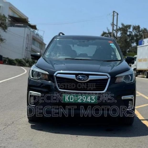 Subaru Forester Premium AWD 2019 Black