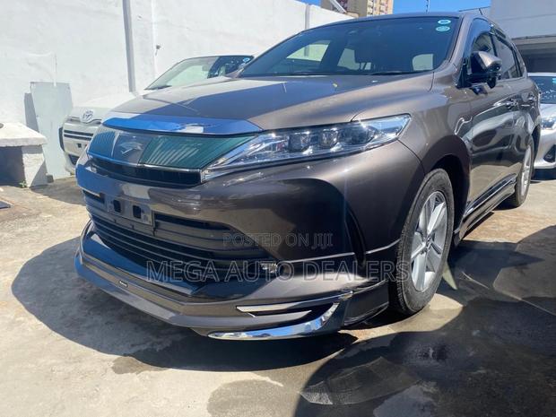Toyota Harrier 2018
