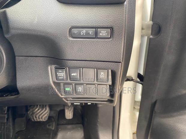 Nissan X-Trail 2018 White