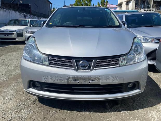 Nissan Wingroad 2018 Silver