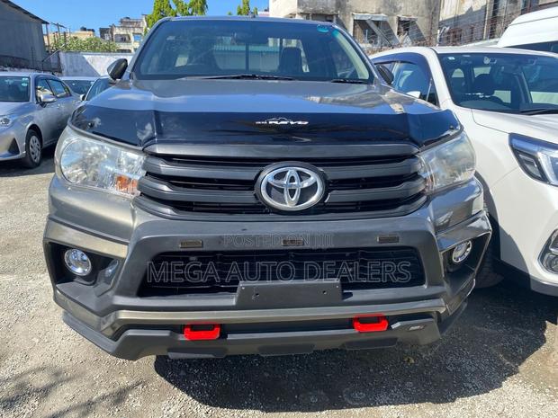 Toyota Hilux 2018