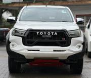 Toyota Hilux 2019 White for sale