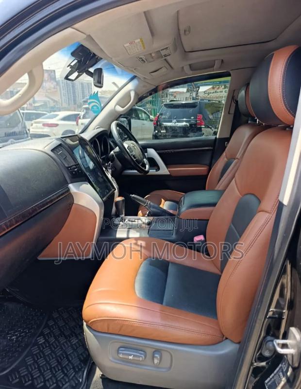Toyota Land Cruiser 2014 Black