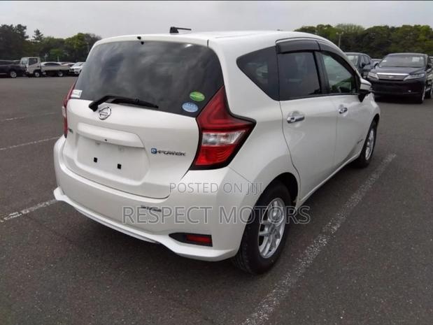 Nissan Note 2018 White