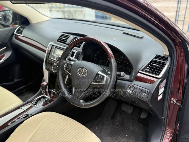 Toyota Allion 2018 Red