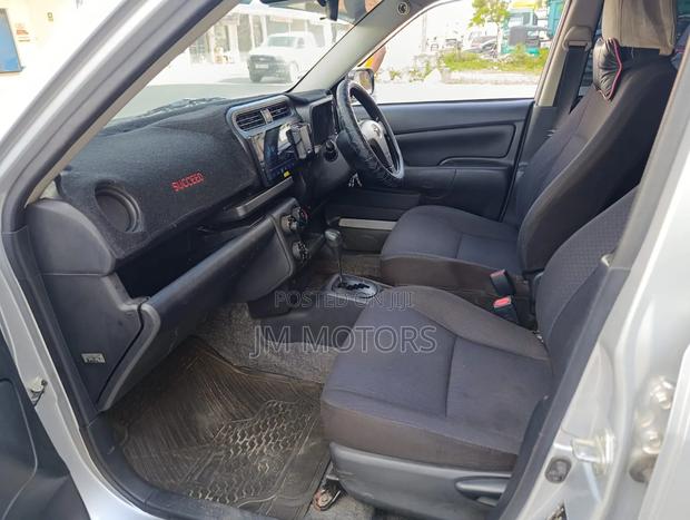 Toyota Succeed 2019 Silver