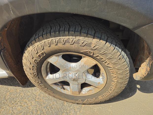 Isuzu D-MAX 2015 Red