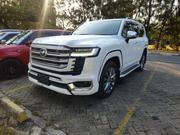 Toyota Land Cruiser 2022 White for sale