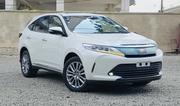 Toyota Harrier 2.0 2018 White for sale