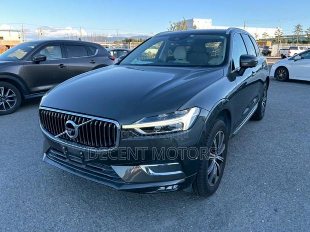 Volvo XC60 T5 R-Design AWD 2018 Black