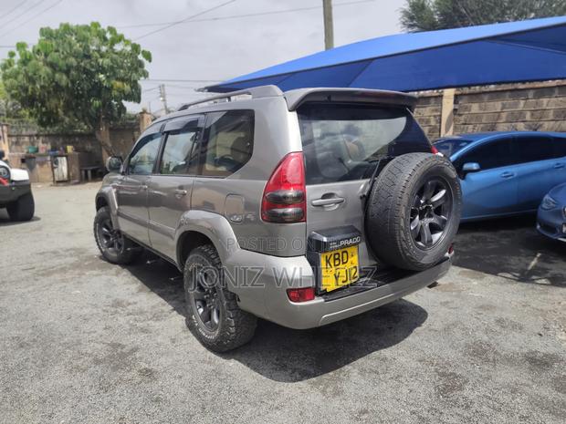 Toyota Land Cruiser Prado 3.0 D-4D 5dr 2008 Gray