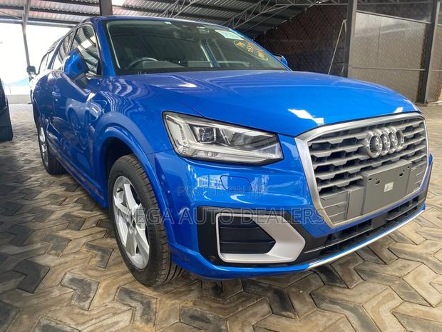 Audi Q2 2018 Blue