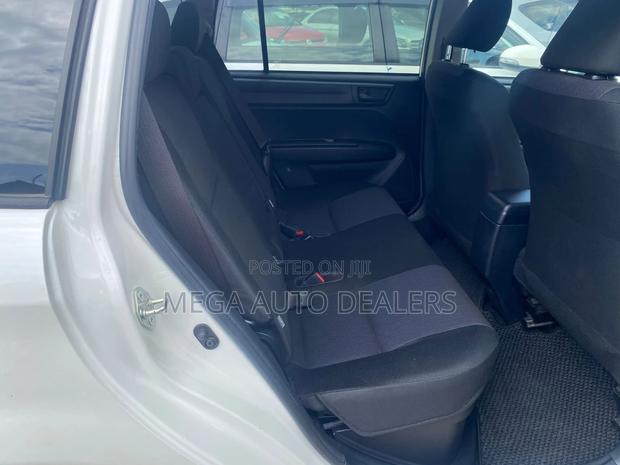 Toyota Corolla Fielder 2018 White